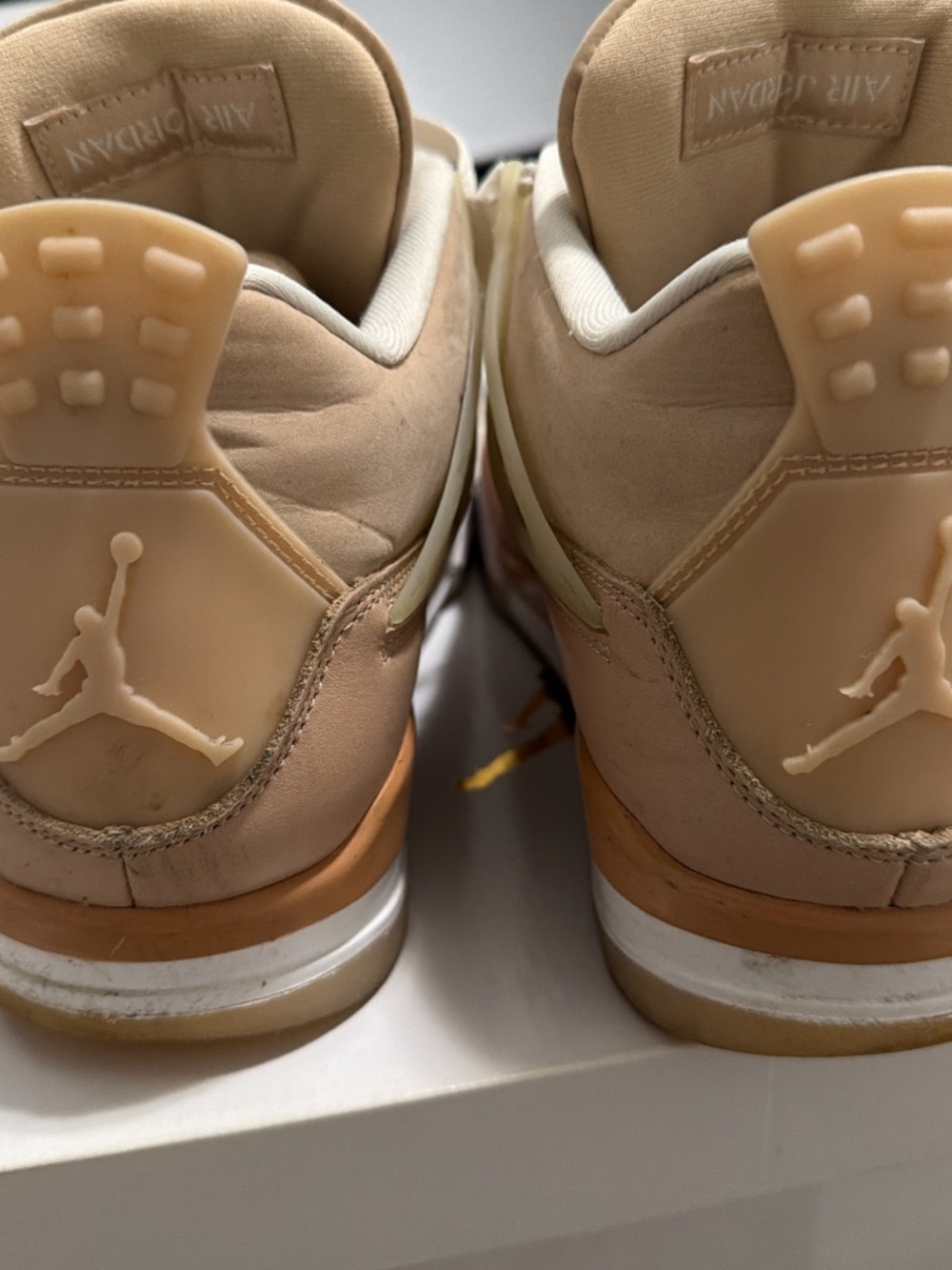 Jordan 4 Retro - Picture 2 of 6